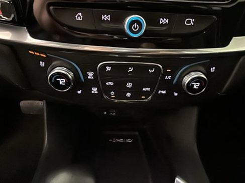 Used 2021 Chevrolet Traverse Premier w/ Redline Edition AWD/4WD image 22
