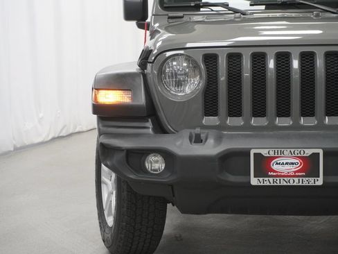 Used 2019 Jeep Wrangler Sport w/ Quick Order Package 24S AWD/4WD image 7
