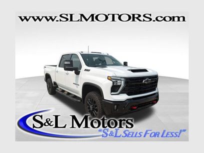 Used 2025 Chevrolet Silverado 2500 LTZ w/ Trail Boss Package