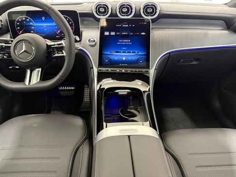 Certified 2025 Mercedes-Benz GLC 300 4MATIC image 9