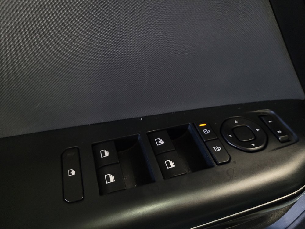Used 2025 Kia K4 FWD image 27