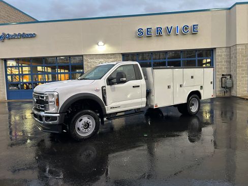 New 2026 Ford F550 4x4 Regular Cab Super Duty image 4