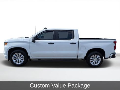 Used 2024 Chevrolet Silverado 1500 Custom RWD image 9