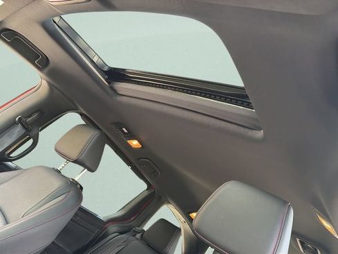 Used 2026 Honda Odyssey Sport-L image 17