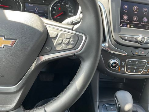 Used 2023 Chevrolet Equinox LT AWD/4WD image 7