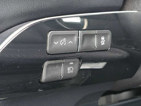 Certified 2018 Toyota Prius Prime Plus image 25