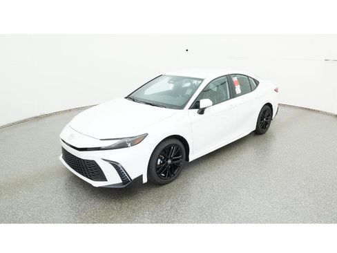 New 2026 Toyota Camry SE image 1