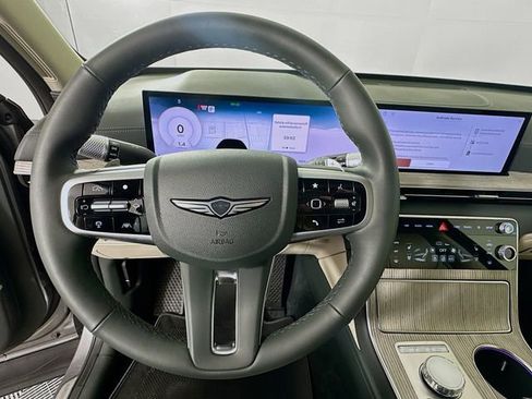 Certified 2026 Genesis GV80 2.5T Advanced image 11