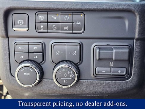 New 2026 Chevrolet Suburban Z71 w/ Comfort Package image 17