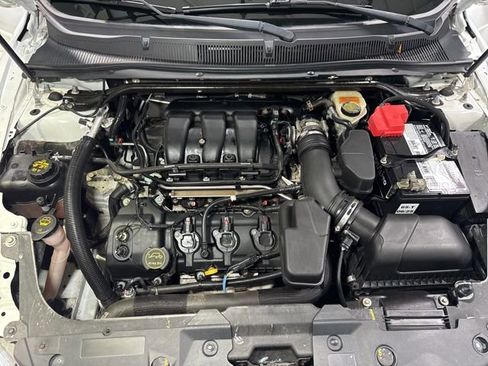 Used 2014 Ford Taurus SEL w/ Equipment Group 201A FWD image 6