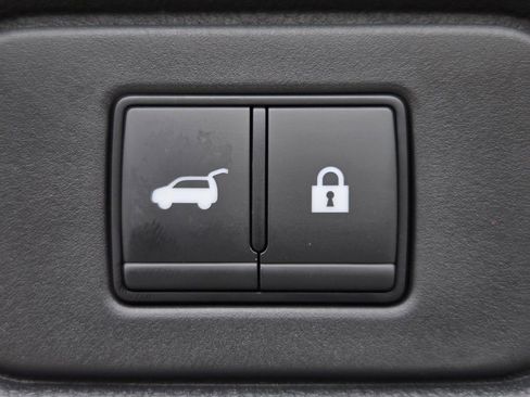 Certified 2026 Nissan Pathfinder SL w/ SL Premium Package FWD image 11