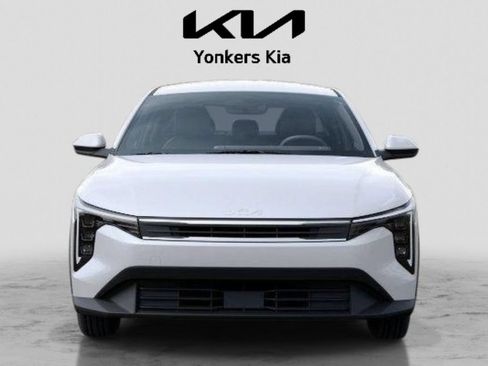 Used 2026 Kia K4 FWD image 2