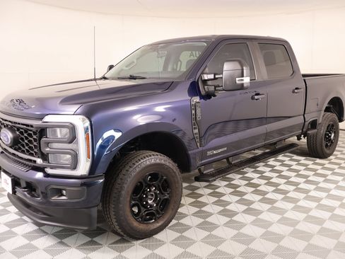 Used 2024 Ford F250 XL w/ STX Appearance Package AWD/4WD image 9