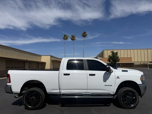 Used 2024 RAM 2500 Big Horn w/ Off Road Package AWD/4WD image 9