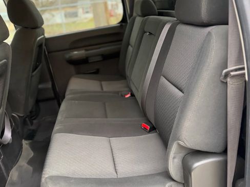 Used 2014 Chevrolet Silverado 2500 LT w/ Interior Plus Package image 12