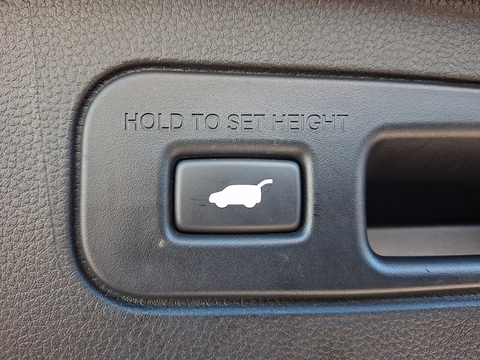 Used 2025 Honda Pilot EX-L image 31