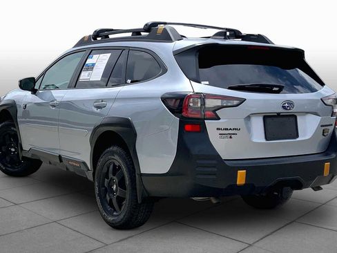 Used 2025 Subaru Outback Wilderness AWD/4WD image 11