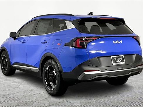 New 2026 Kia Sportage EX w/ EX Panorama Roof Package image 4