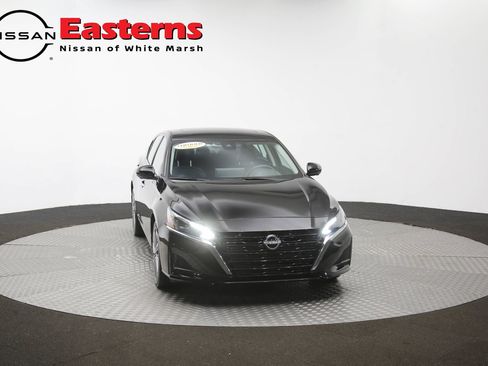 Used 2024 Nissan Altima 2.5 SL AWD/4WD image 47