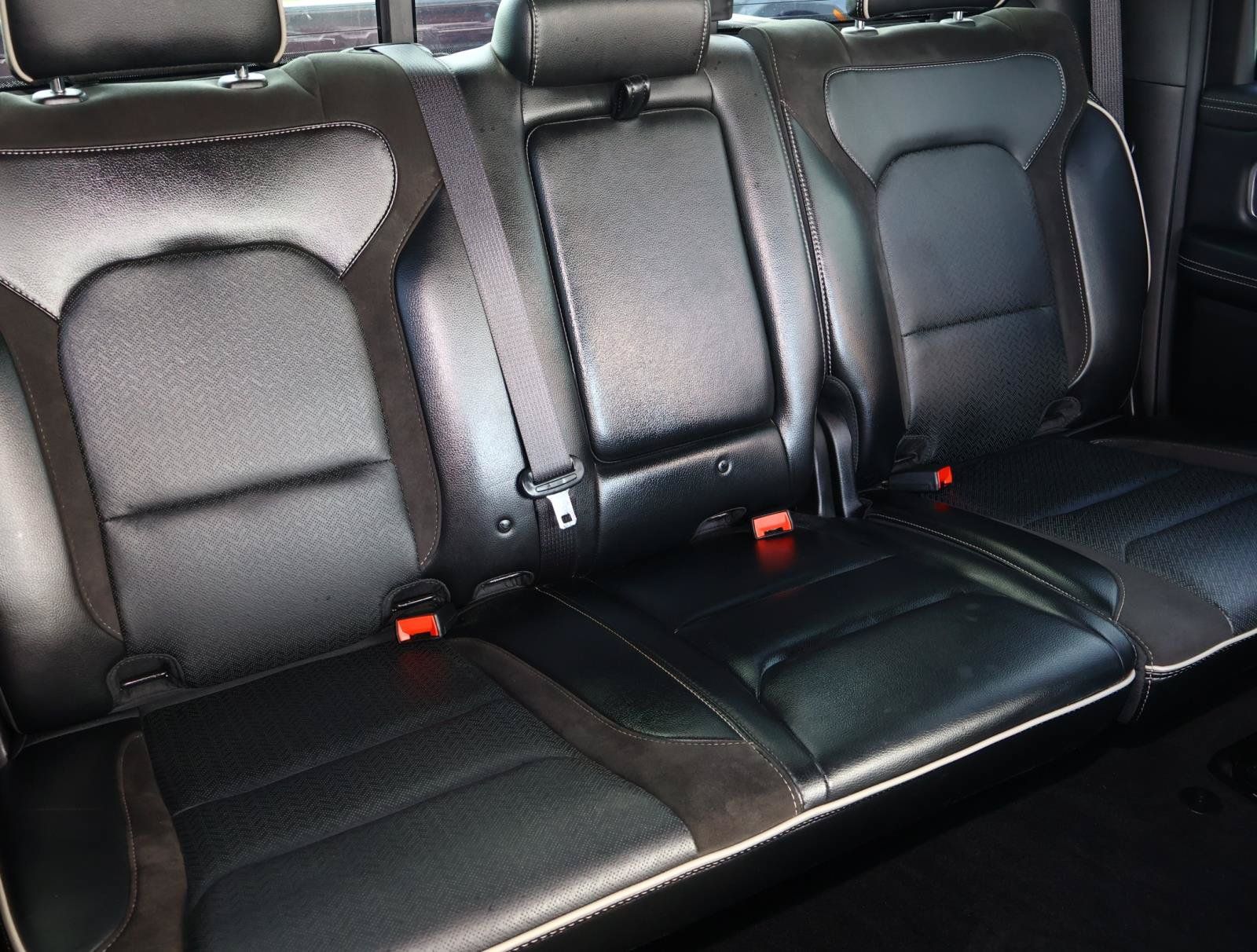 Used 2023 RAM 1500 Laramie AWD/4WD image 21