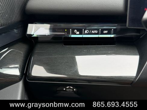Used 2026 BMW 540i xDrive AWD/4WD image 26