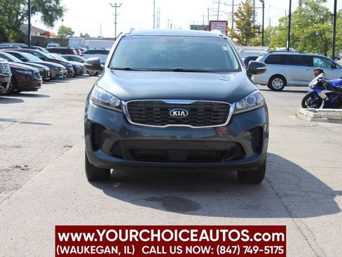 Used 2020 Kia Sorento LX w/ LX I4 Convenience Package AWD/4WD image 2
