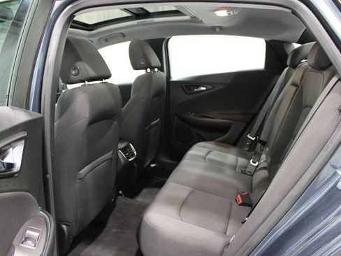 Used 2020 Chevrolet Malibu LT FWD image 22