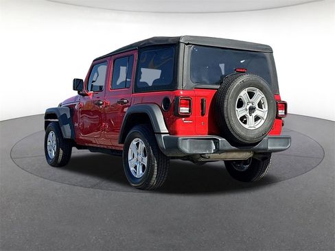 Used 2020 Jeep Wrangler Unlimited Sport S image 3