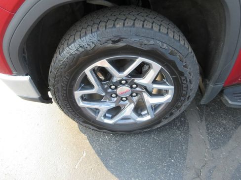 Certified 2024 GMC Sierra 1500 SLT w/ SLT Premium Plus Package AWD/4WD image 16