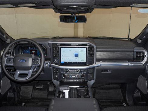 New 2025 Ford F150 Lariat w/ Equipment Group 502A High image 26