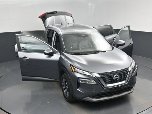 Used 2023 Nissan Rogue SV w/ SV Premium B Package image 47