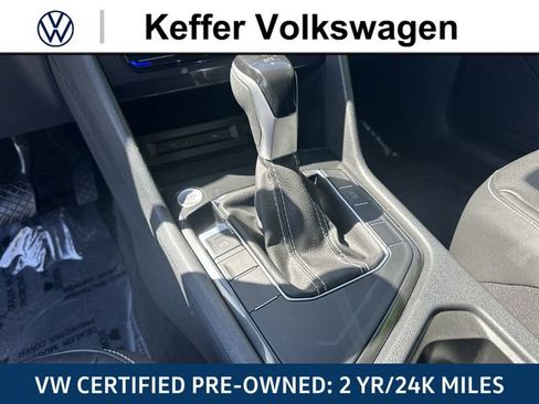 Certified 2023 Volkswagen Tiguan SE FWD image 22