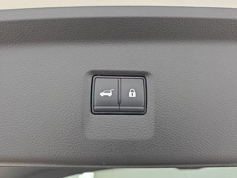 Certified 2023 INFINITI QX60 Pure AWD/4WD image 33