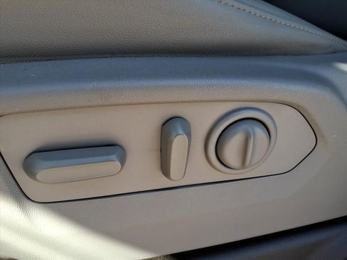 Used 2022 GMC Sierra 1500 SLT w/ SLT Premium Plus Package image 22