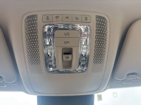 Used 2022 Mercedes-Benz GLE 350 4MATIC image 22