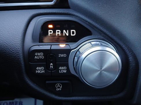 Certified 2025 RAM 1500 Laramie w/ Night Edition image 41