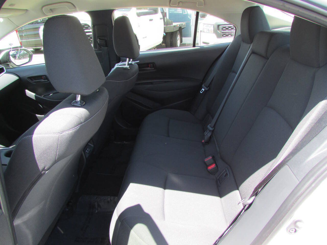 Used 2026 Toyota Corolla LE FWD image 28