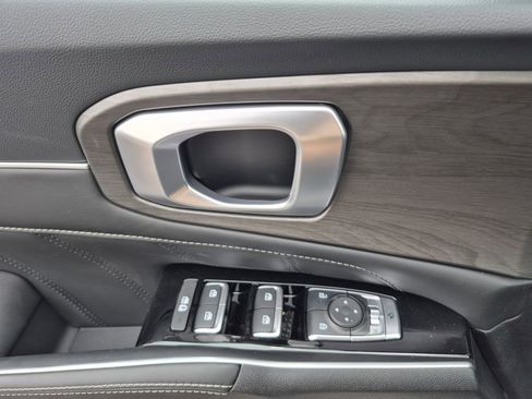 New 2026 Kia Sorento SX image 7