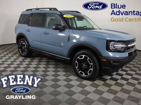 Used 2023 Ford Bronco Sport Outer Banks w/ Tech Package AWD/4WD image 1