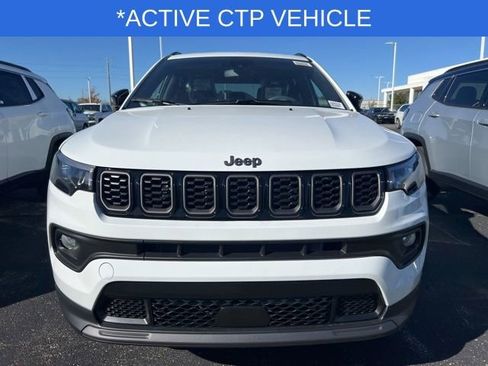 New 2026 Jeep Compass Latitude image 2