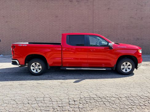 Used 2023 Chevrolet Silverado 1500 LT w/ Protection Package AWD/4WD image 8
