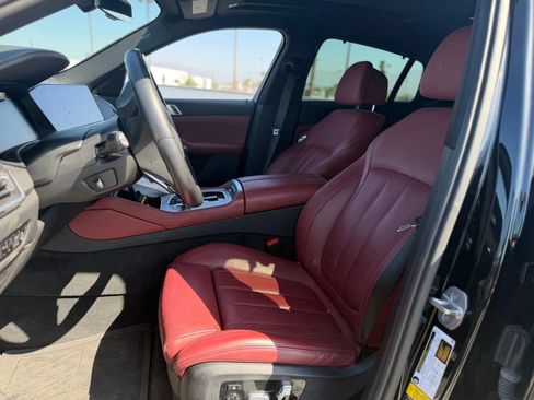 Used 2022 BMW X6 xDrive40i w/ Executive Package AWD/4WD image 5