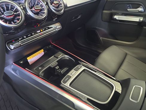 New 2026 Mercedes-Benz GLB 250 image 26