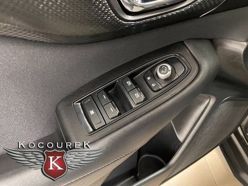 Used 2023 Subaru Outback Premium AWD/4WD image 19