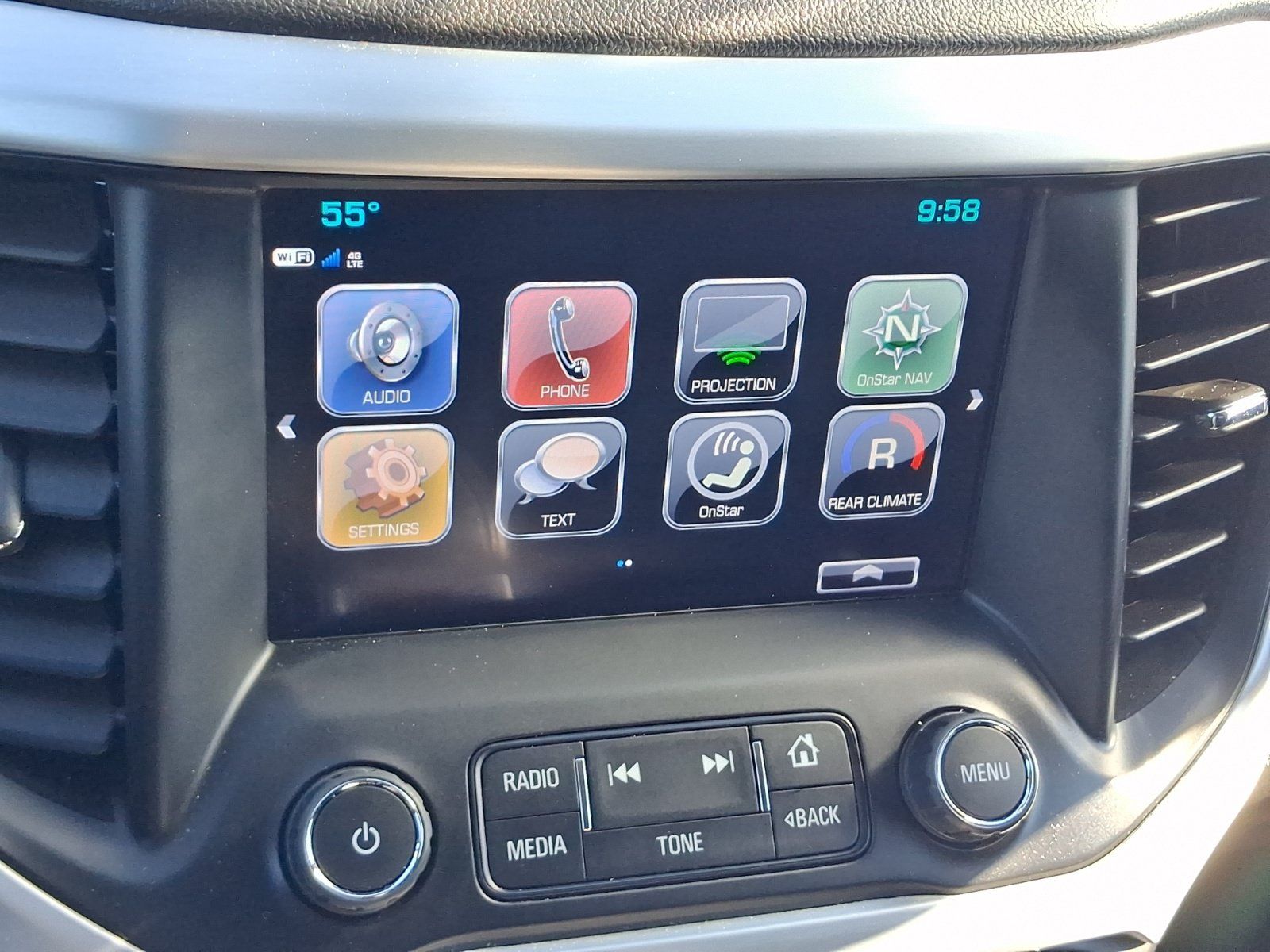 Used 2019 GMC Acadia SLT AWD/4WD image 16