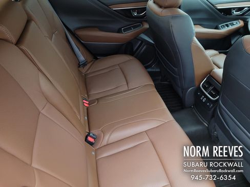 Used 2023 Subaru Outback Touring XT image 13