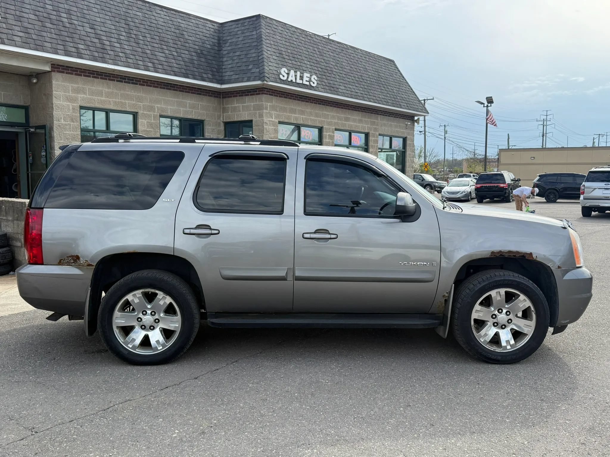 Used 2007 GMC Yukon SLT AWD/4WD image 4