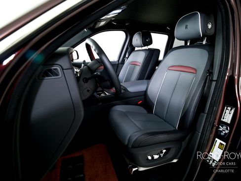 Certified 2025 Rolls-Royce Cullinan image 13