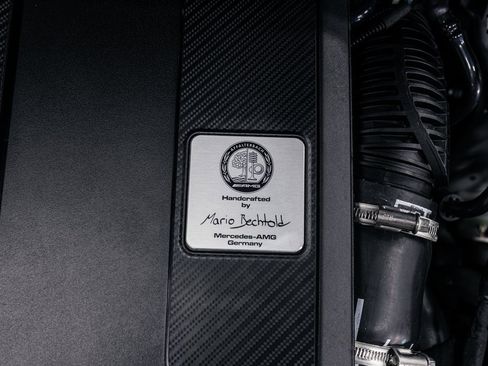 Used 2024 Mercedes-Benz C 63 AMG S image 37