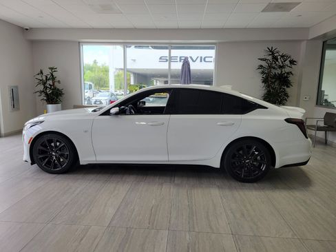 Used 2021 Cadillac CT5 Sport RWD image 2